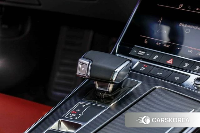 Audi A7L id 4275593 из Китая 31