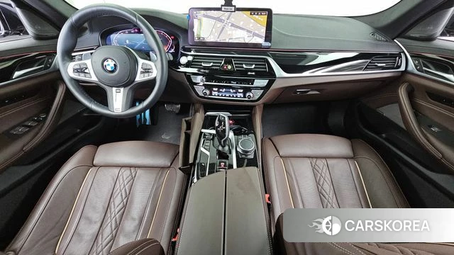 BMW 5 Series (G30) id 4382869 из Кореи 30