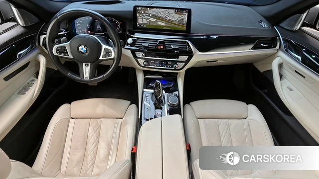BMW 5 Series (G30) id 4316807 из Кореи 28
