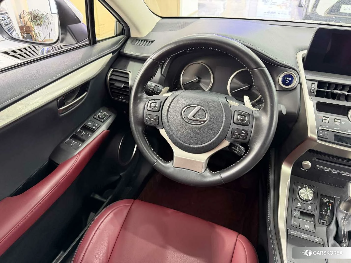 Lexus NX id 4512863 из Китая 17
