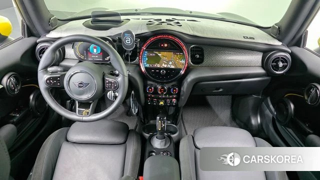 Mini Cooper Electric id 4623693 из Кореи 17