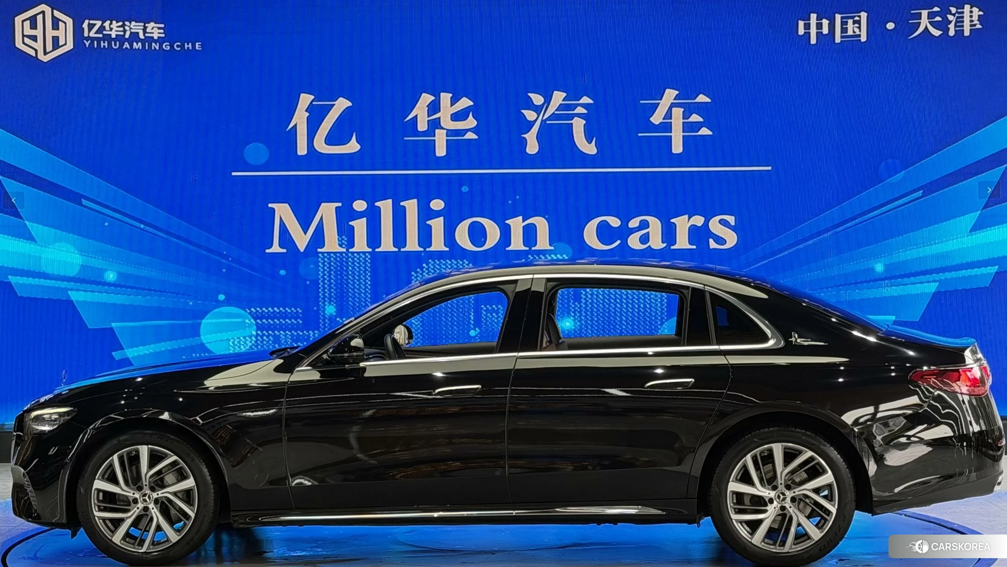Mercedes-Benz E-class id 4421162 из Китая 14