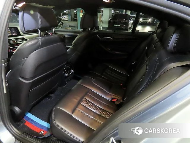 BMW 5 Series (G30) id 4233242 из Кореи 17