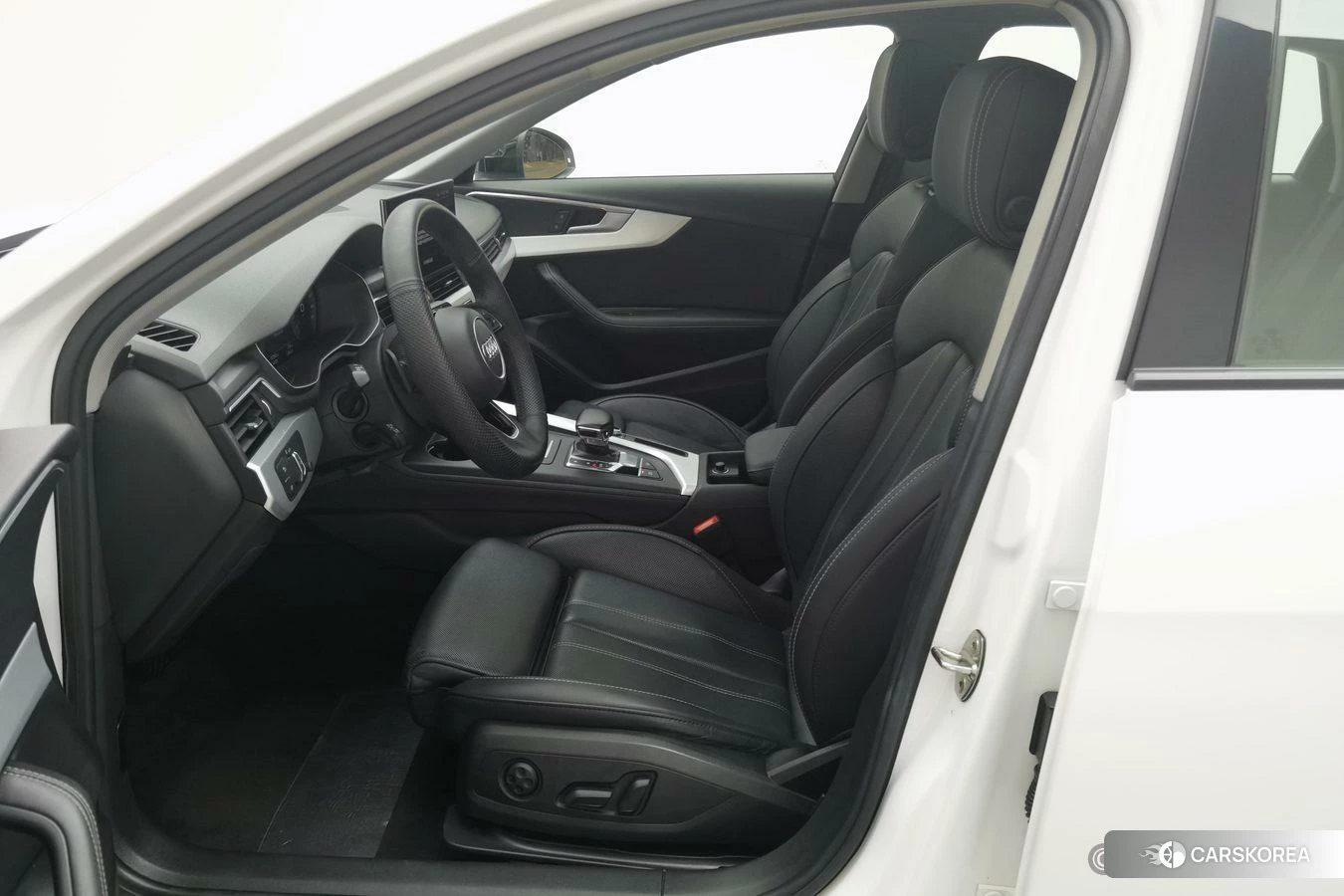 Audi A4L id 4479322 из Китая 21