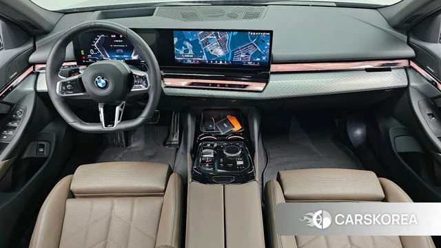 BMW 5 Series (G60) id 4329383 из Кореи 17