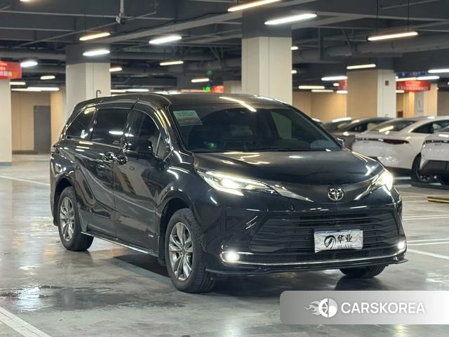 Toyota Saina id 4297916 из Китая 7