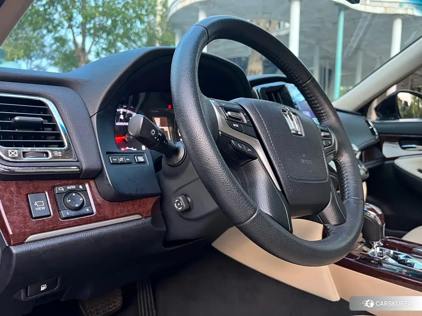 Toyota Crown id 4578364 из Китая 16
