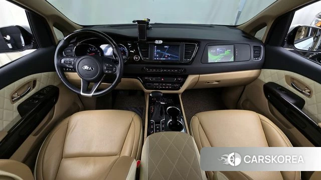 Kia The New Carnival id 3899660 из Кореи 17