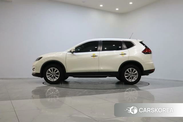Nissan Qijun id 4307206 из Китая 17