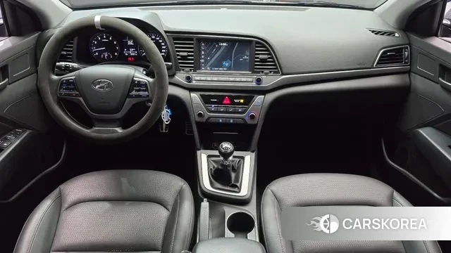 Hyundai Avante AD id 3313516 из Кореи 17