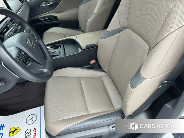 Lexus ES id 4297972 из Китая 17