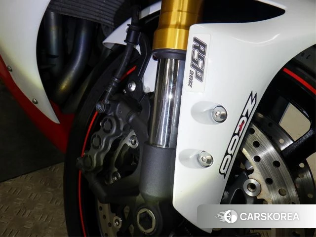 Проданный Yamaha YZF-R1 id 4006236 из Японии, фото 21