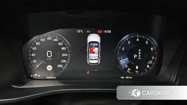 Volvo XC40 id 3478747 из Кореи 17