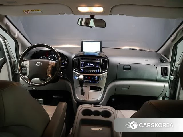 Hyundai The New Grand Starex id 4930915 из Кореи 17