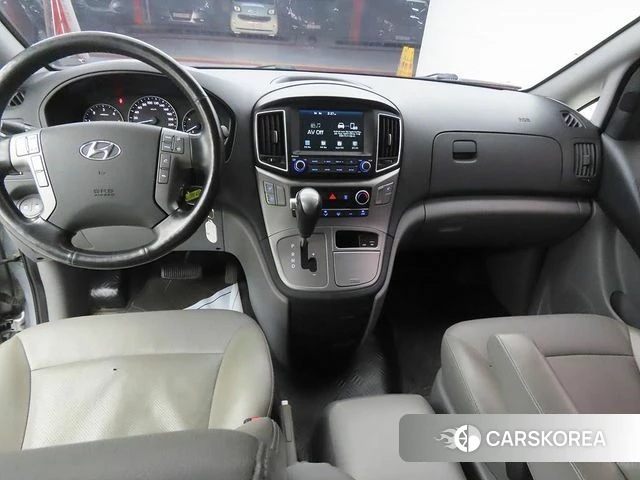 Hyundai The New Grand Starex id 3795322 из Кореи 17