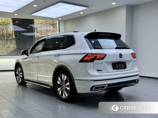 Volkswagen Tiguan L id 4297554 из Китая 9