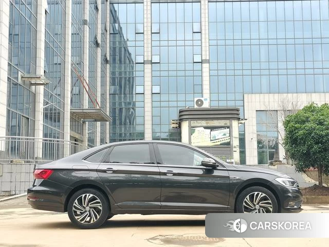 Volkswagen Sagitar id 4348337 из Китая 22
