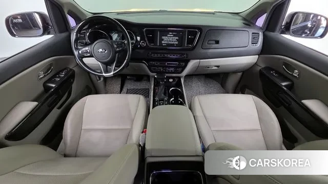 Kia The New Carnival id 3736642 из Кореи 17