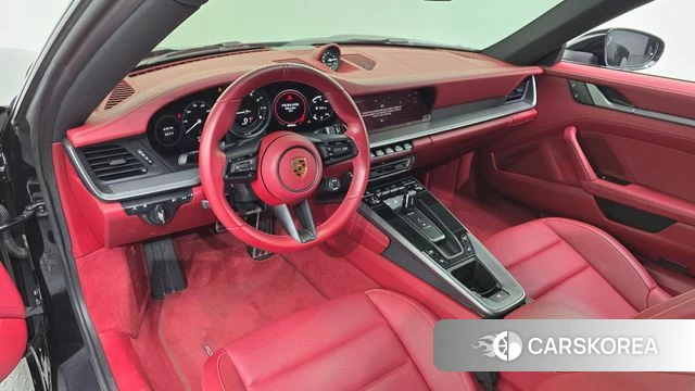 Porsche 911(992) id 4675047 из Кореи 27