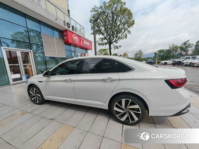Volkswagen Sagitar id 4321367 из Китая 7