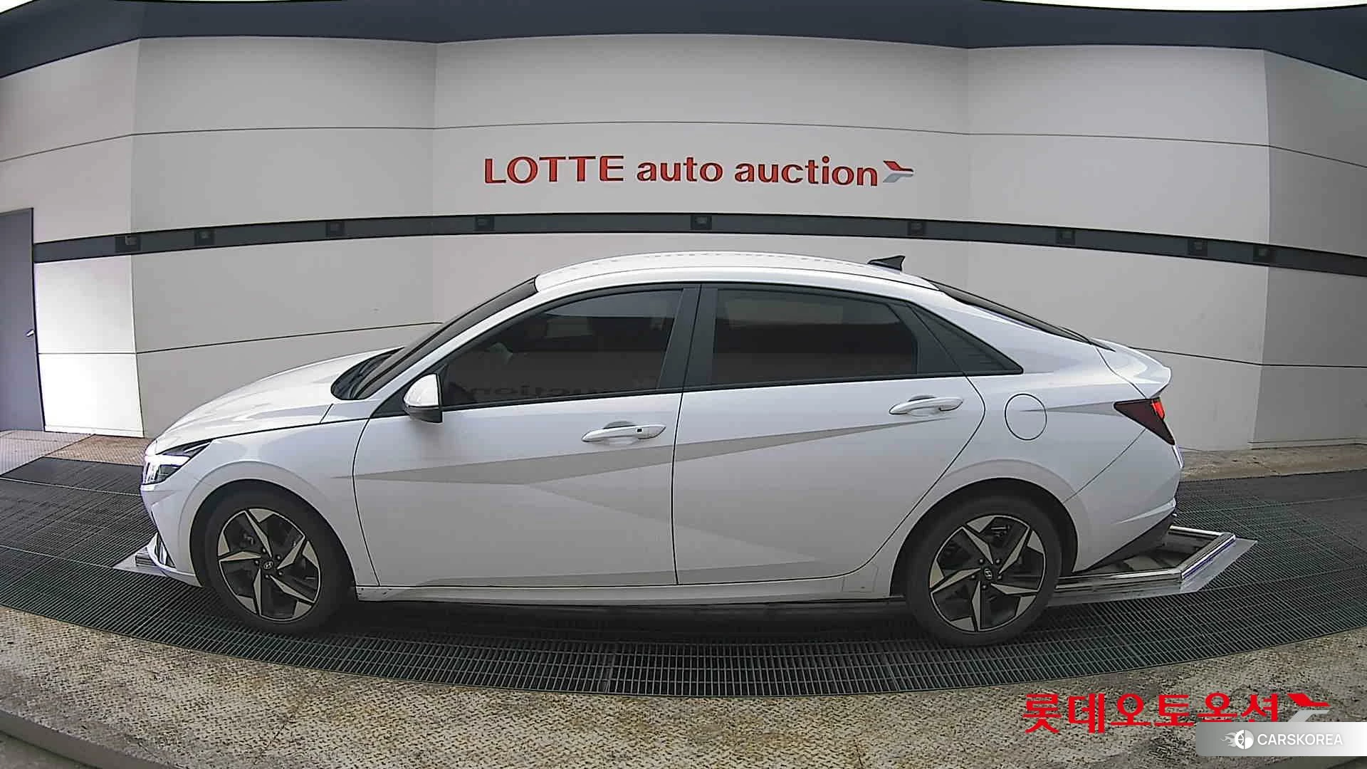 Hyundai Avante id 3888336 из Кореи 34