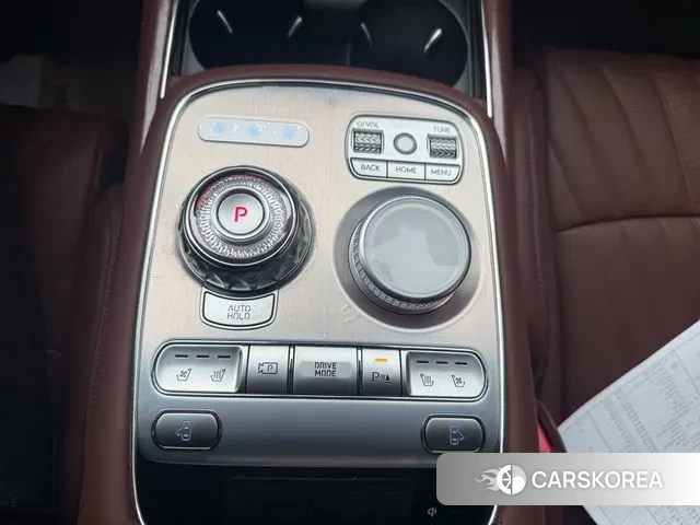 Genesis G90 (RS4) id 3758905 из Кореи 17