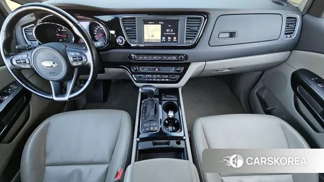 Kia All New Carnival id 3440136 из Кореи 17