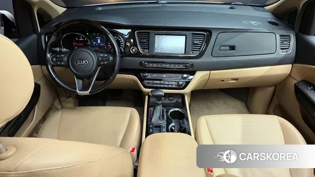 Kia The New Carnival id 3344963 из Кореи 17