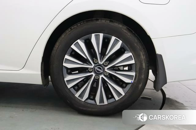Nissan Teana id 4320928 из Китая 17