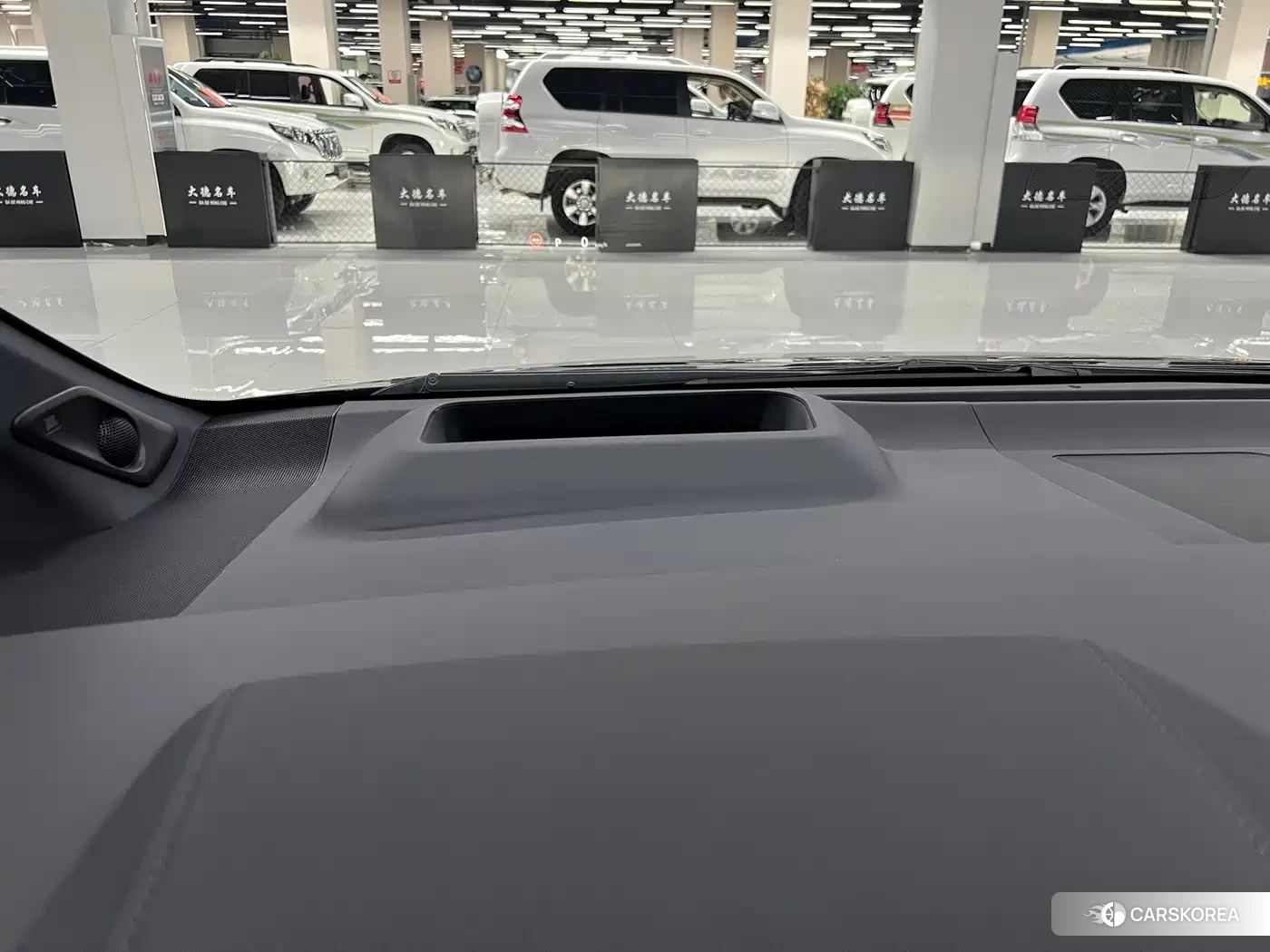 Toyota Elfa id 4601834 из Китая 24