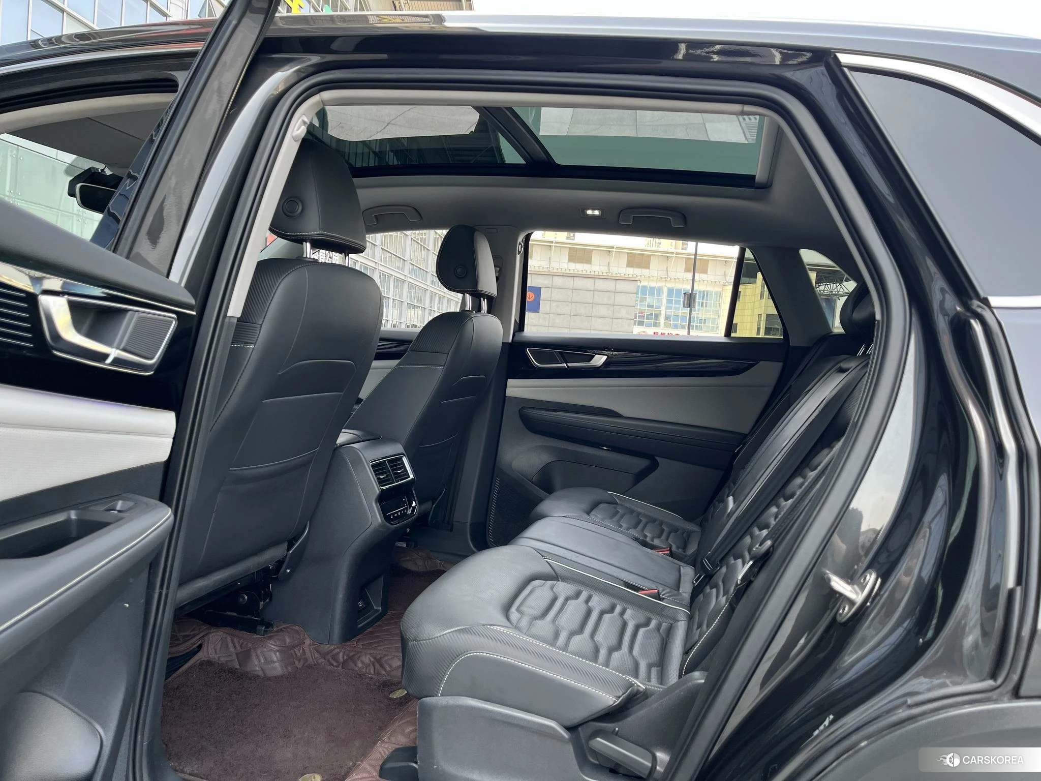 Volkswagen Tourang id 4405737 из Китая 10