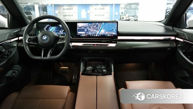 BMW 5 Series (G60) id 4778097 из Кореи 17