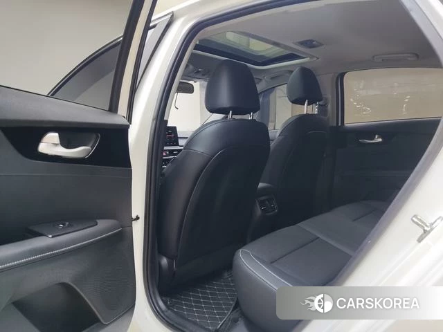 Kia K3 id 4329079 из Китая 16