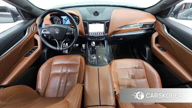 Maserati Levante id 3747940 из Кореи 17