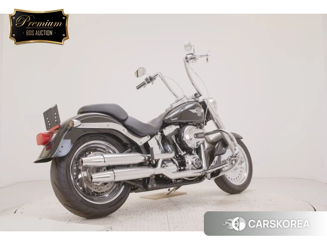 Проданный Harley-Davidson Softail Fat Boy FLSTF 2017 из Японии, фото 4