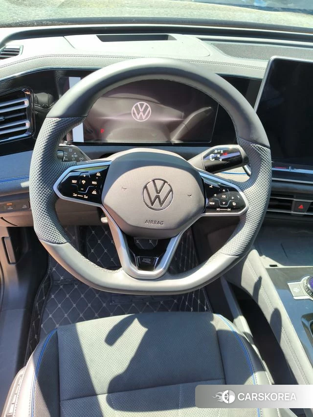 Volkswagen Tiguan L id 4278975 из Китая 14