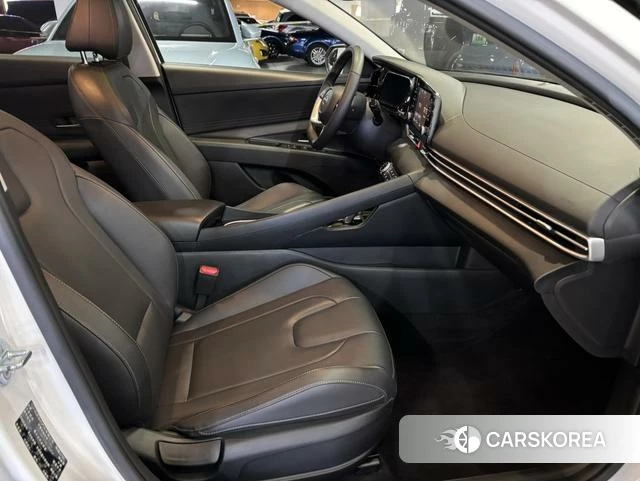 Hyundai Elantra id 4335831 из Китая 9