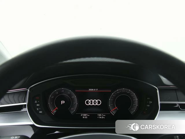 Audi A8 id 3857116 из Китая 12