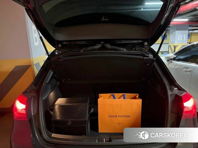 Mercedes-Benz A-Class W177 id 3920894 из Кореи 7