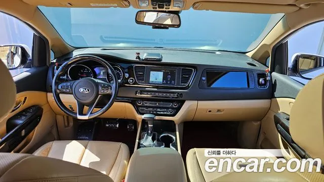 Kia The New Carnival id 2503269 из Кореи 17