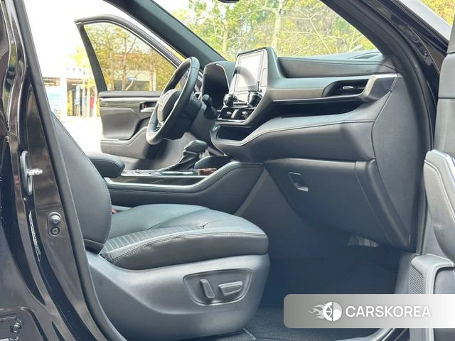 Toyota Crown Lufang id 4260673 из Китая 15