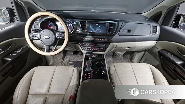 Kia The New Carnival id 3703764 из Кореи 17