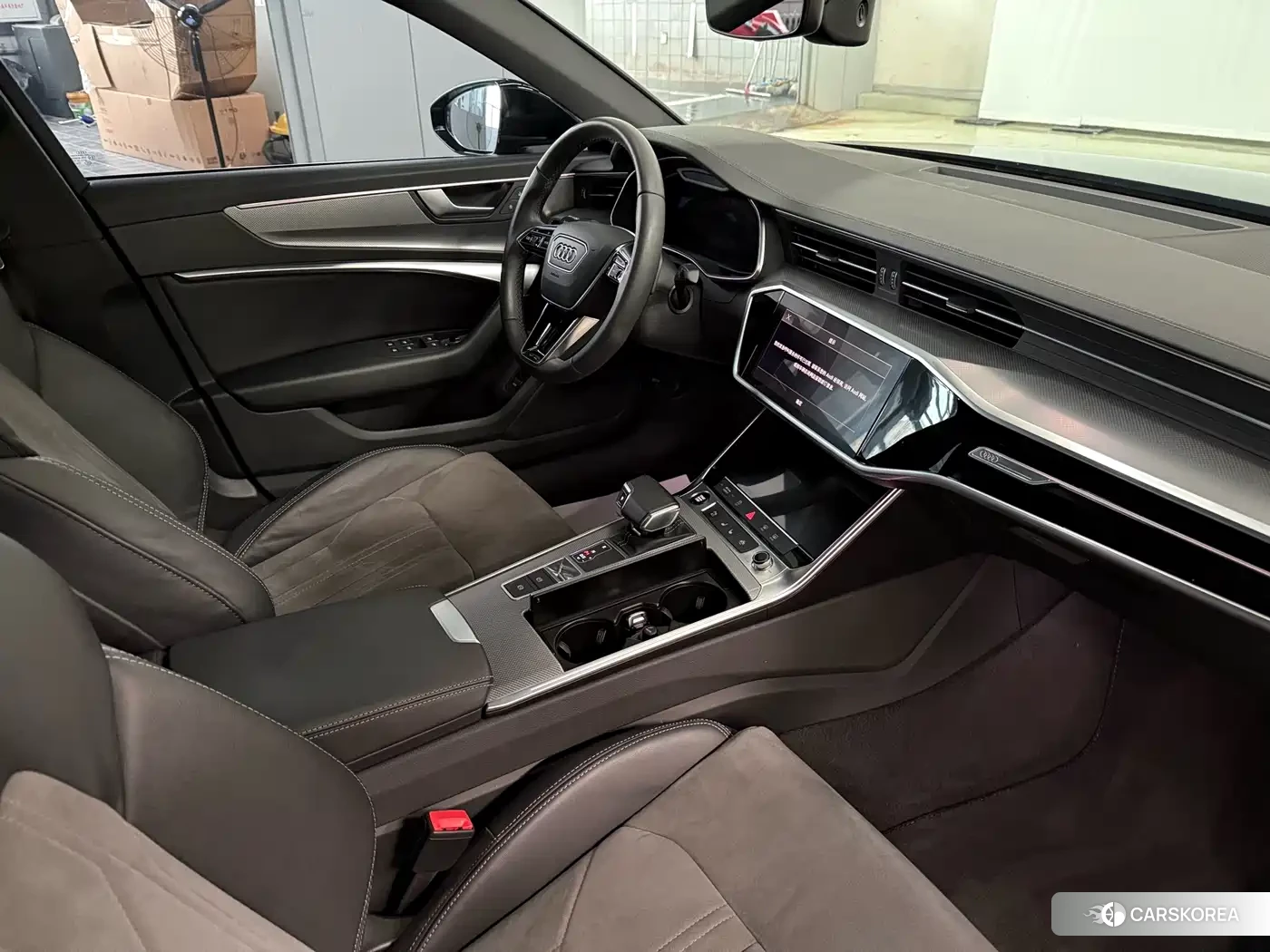 Audi A6L id 4547586 из Китая 12