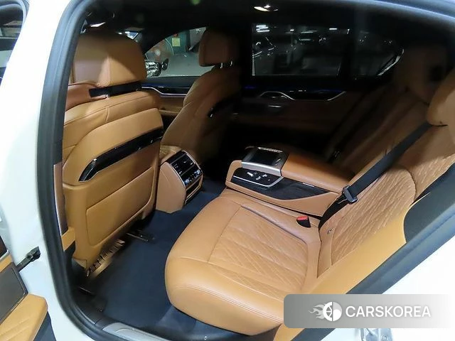 BMW 7 Series (G11) id 4250769 из Кореи 17