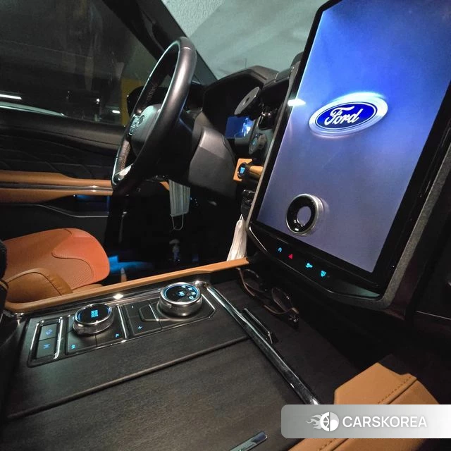 Ford Expeditation id 4624147 из Кореи 16