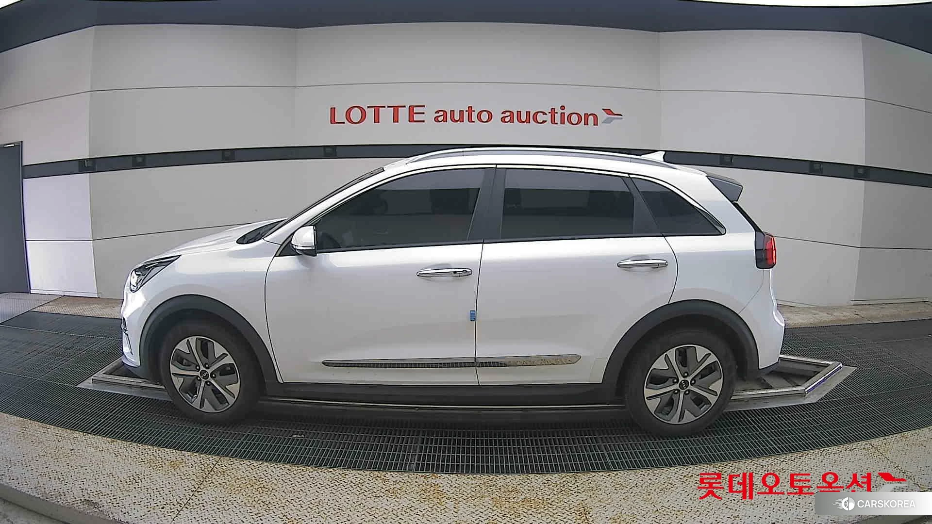 Kia Niro EV id 4498426 из Кореи 35