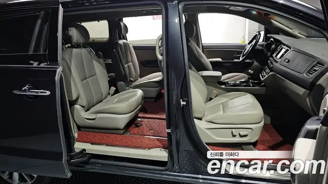 Kia The New Carnival id 2680493 из Кореи 17