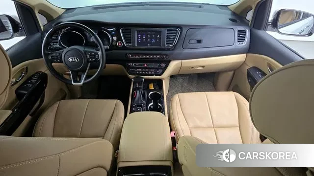 Kia The New Carnival id 3500132 из Кореи 17