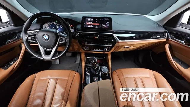 BMW 5 Series (G30) id 2882029 из Кореи 17