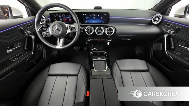 Mercedes-Benz A-Class W177 id 4243192 из Кореи 28